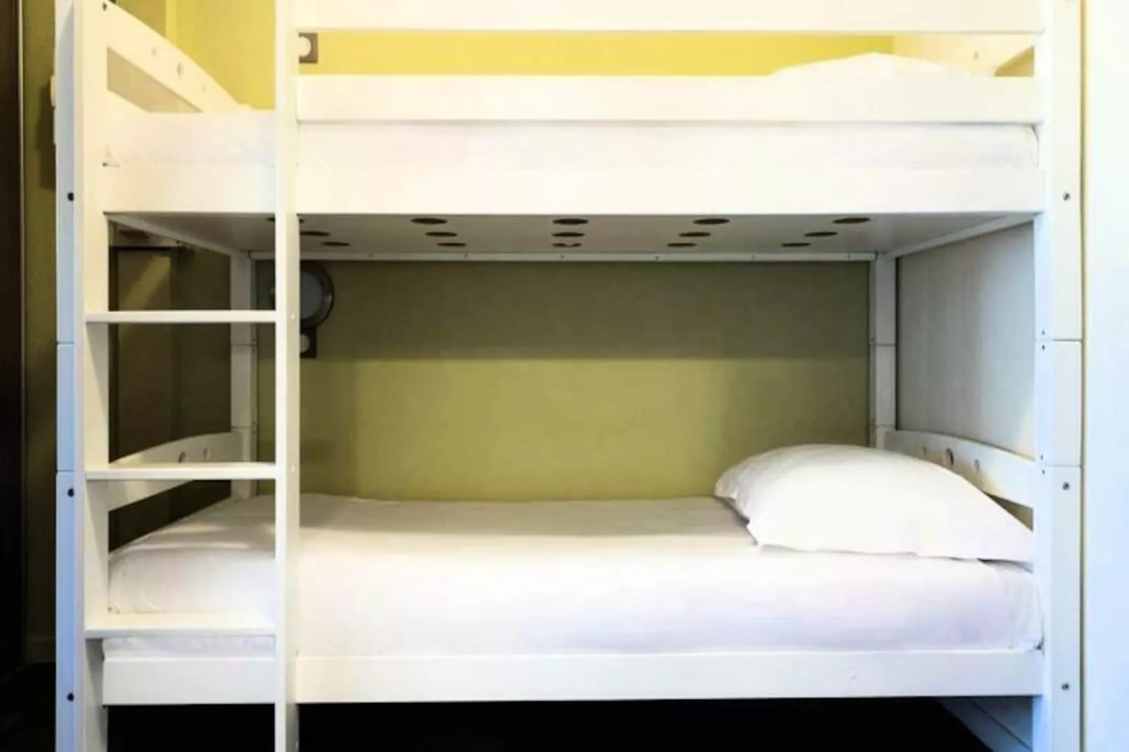 SOWELL Family Les Amandiers****-Image-tags.