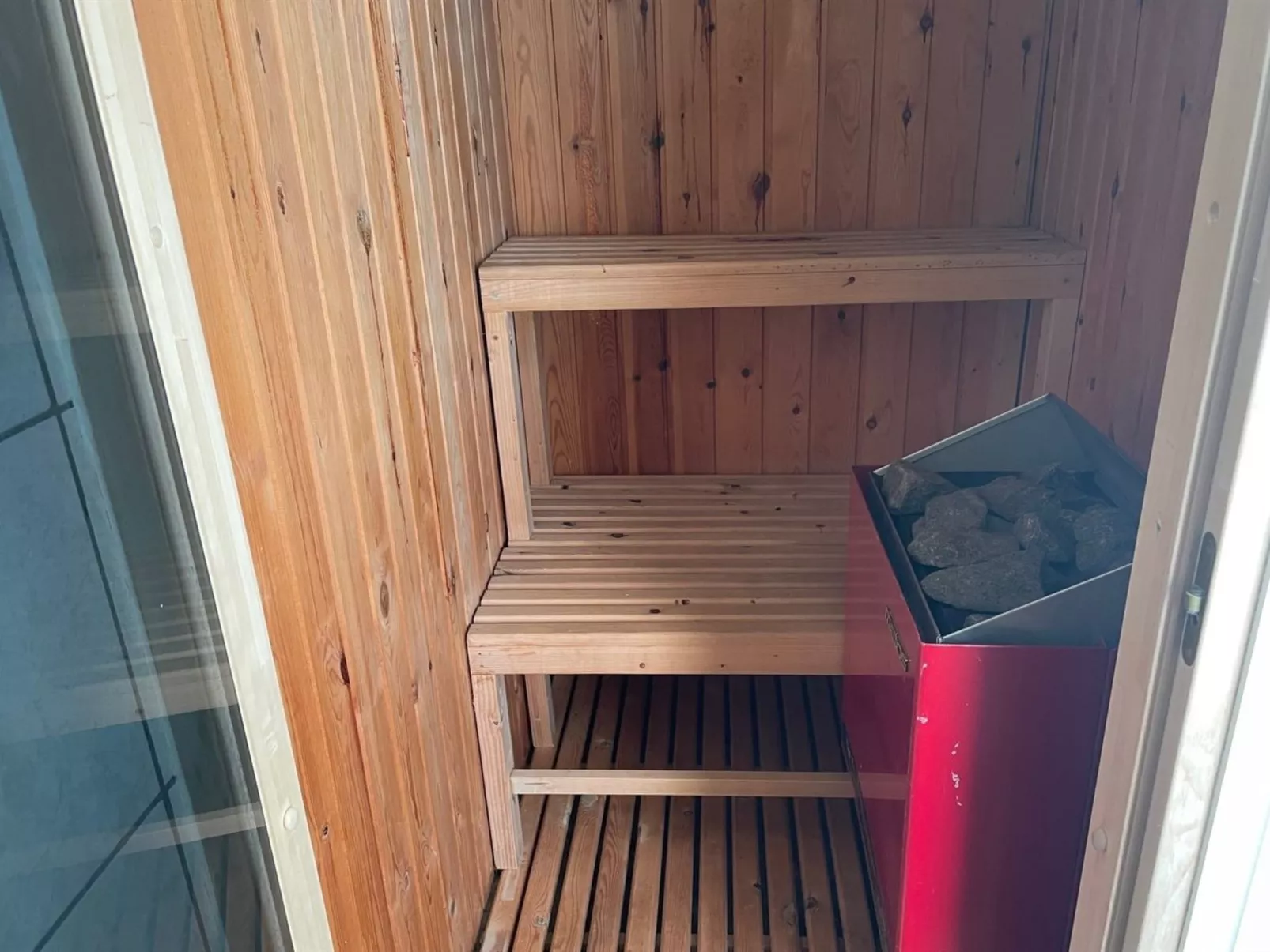 "Hansen" - 600m from the sea-Dedans