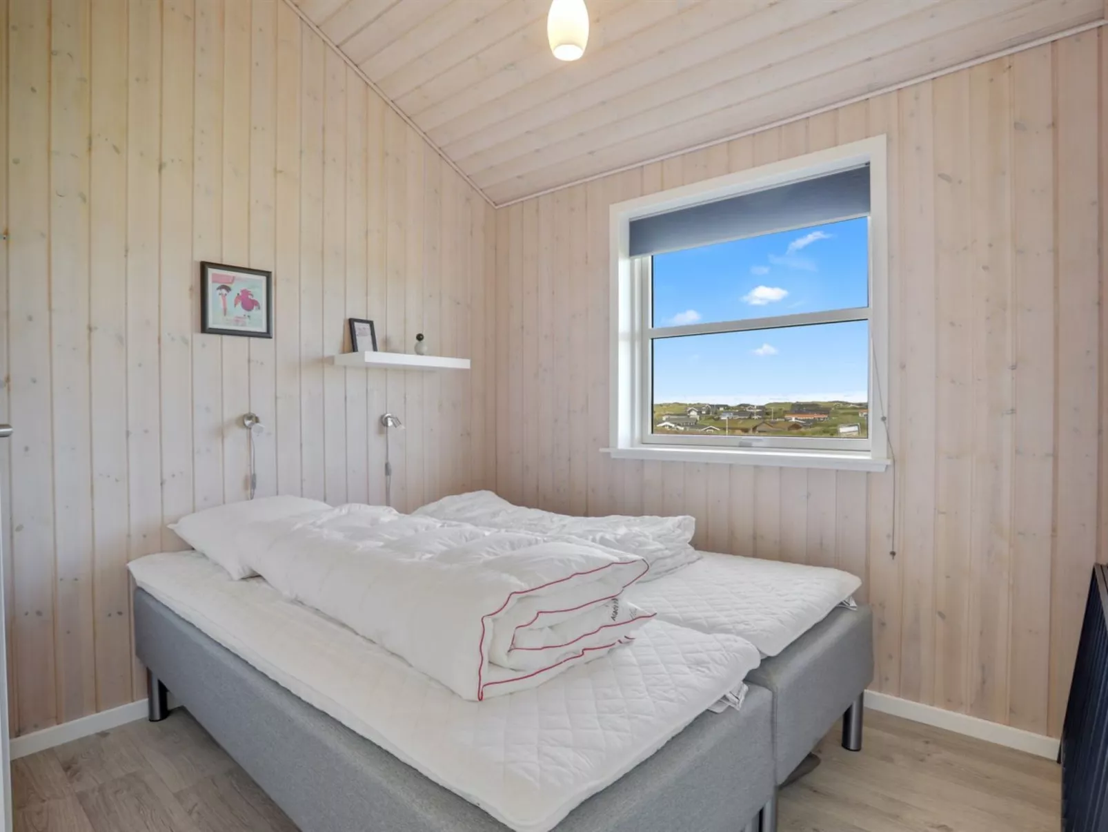 "Anthea" - 450m from the sea-Inside