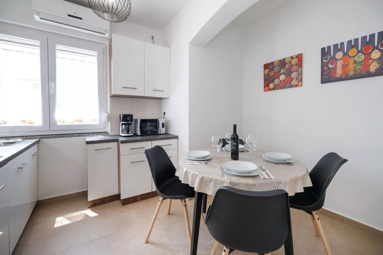 Apartment Karmen Šilo-Kitchen