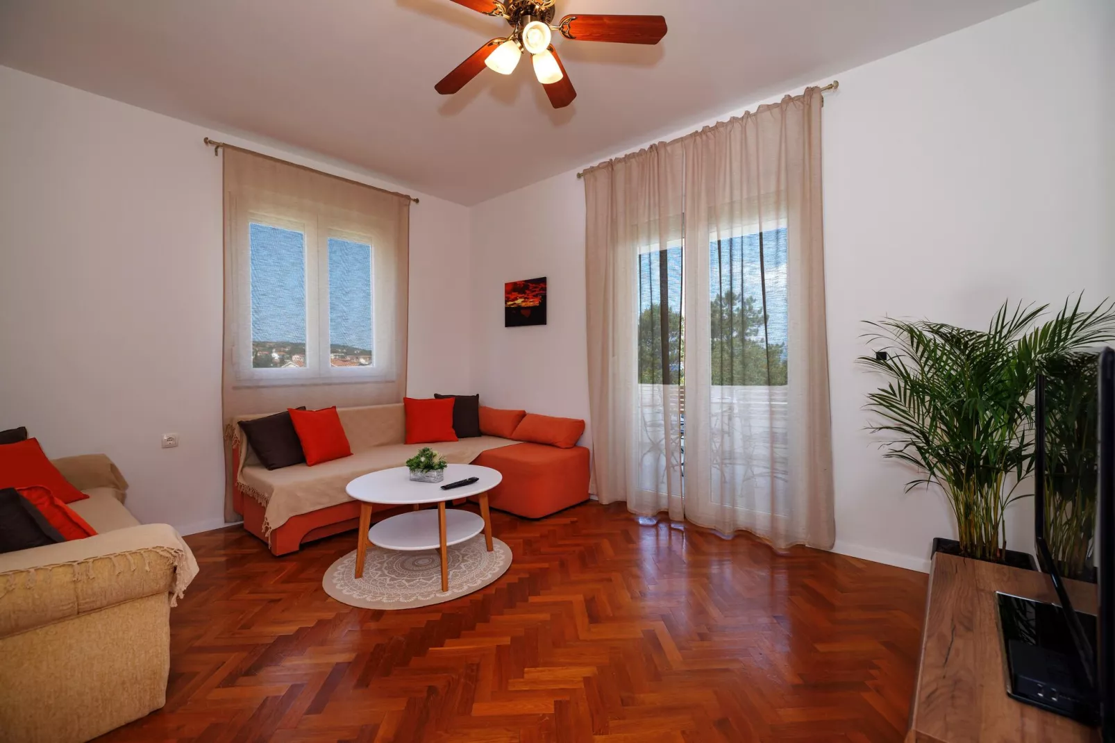 Apartment Karmen Šilo-Living room