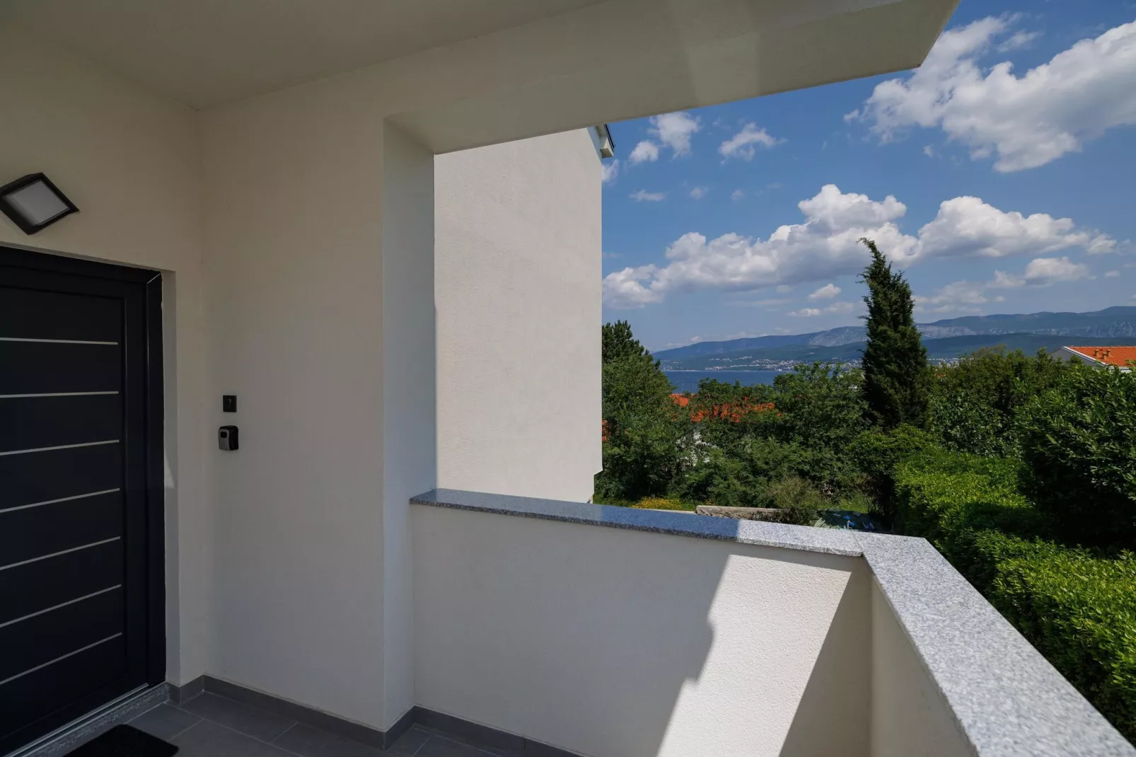 Apartment Karmen Šilo-Terrace balcony