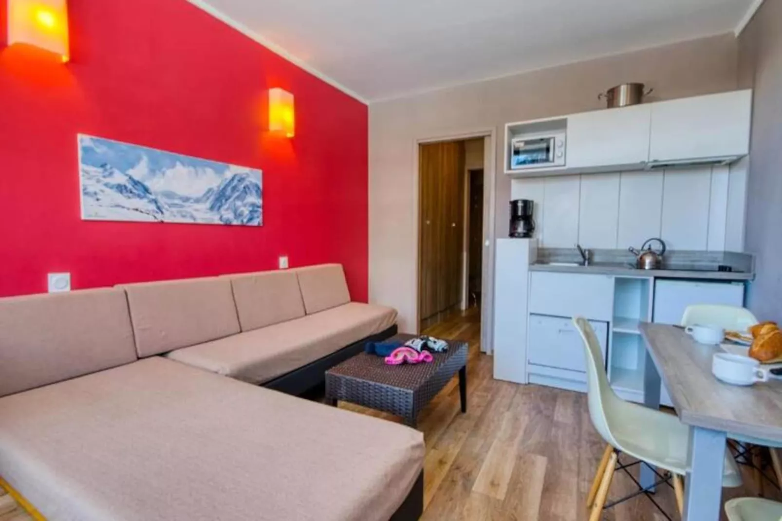 SOWELL RÉSIDENCES New Chastillon****-Image-tags.