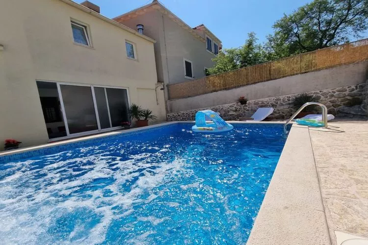 Villa Vino Veccios-Pool
