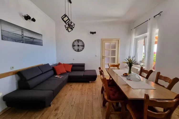 Villa Vino Veccios-Living room