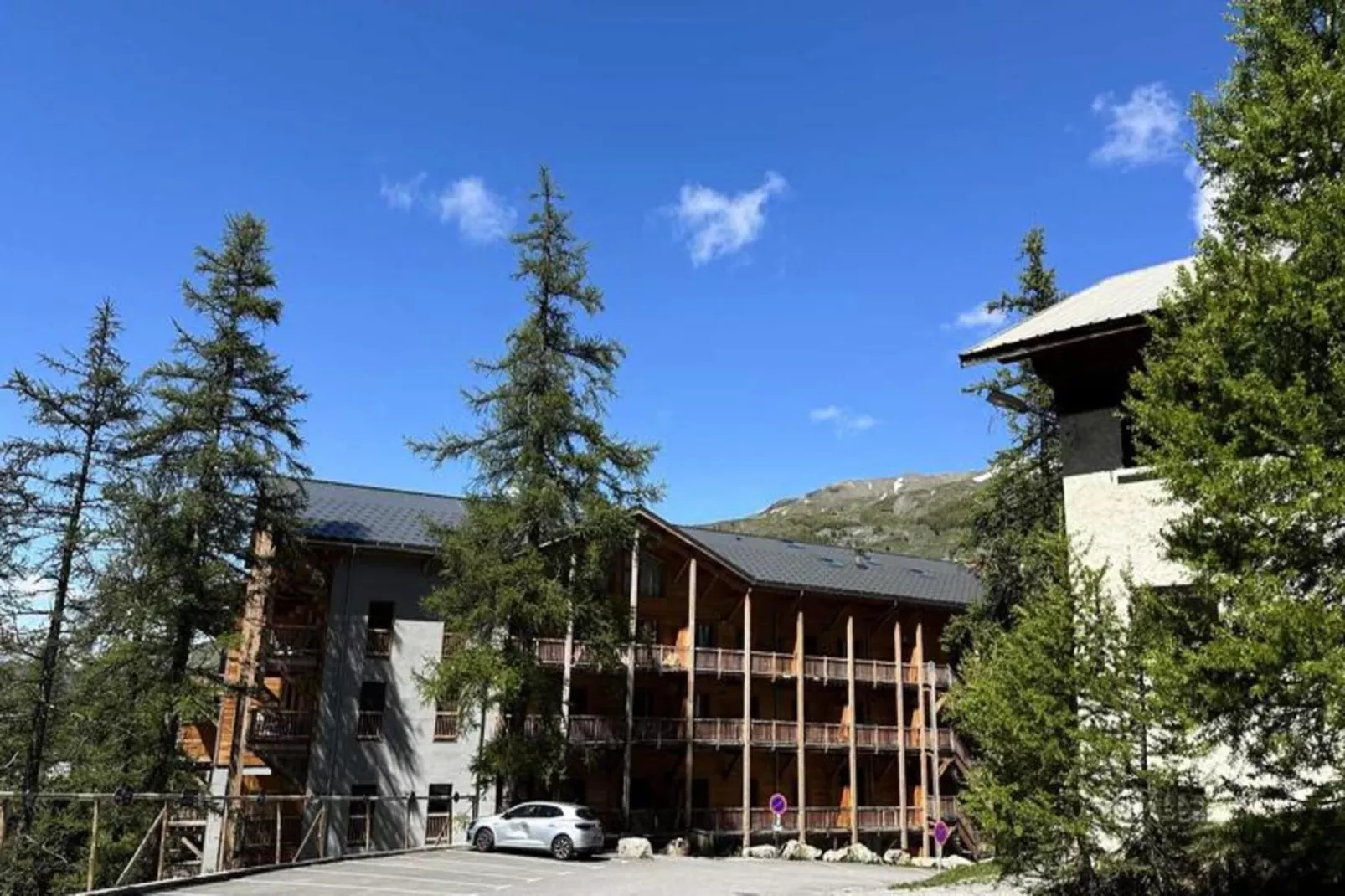 Varsea Residence - Außenbereich Sommer