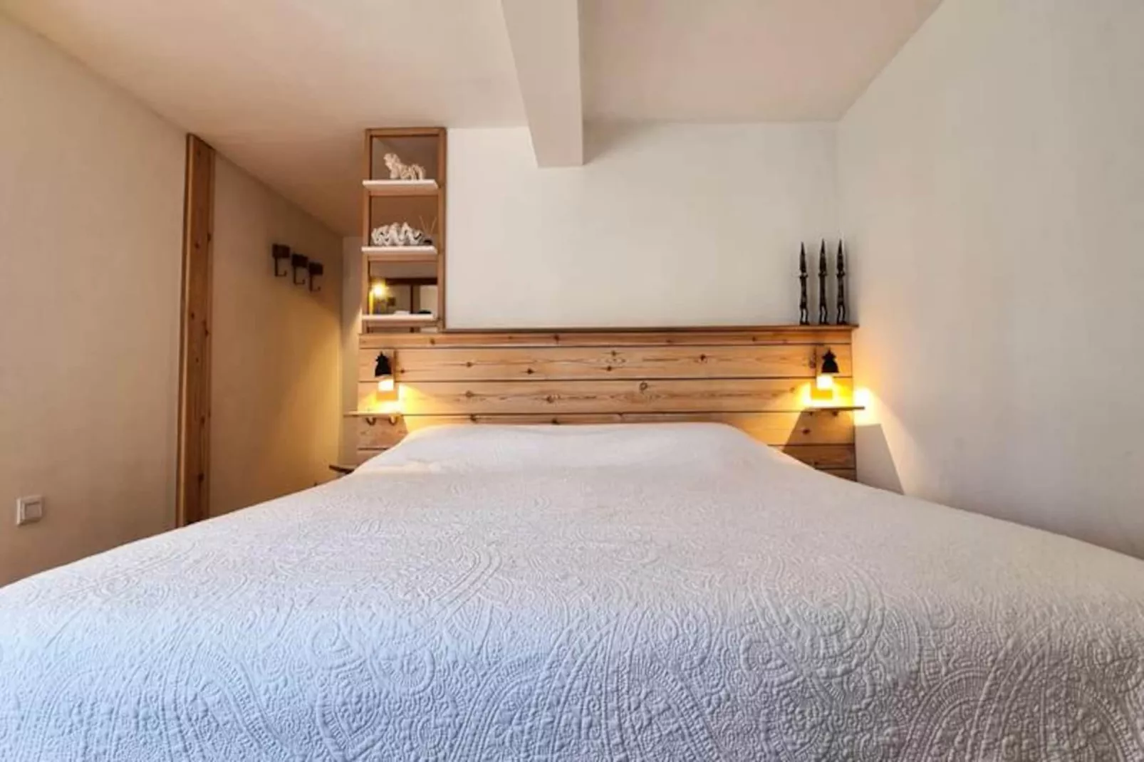 Appartement Dolce 3 Chambres 5 Pers/10min De Cannes-Image-tags.