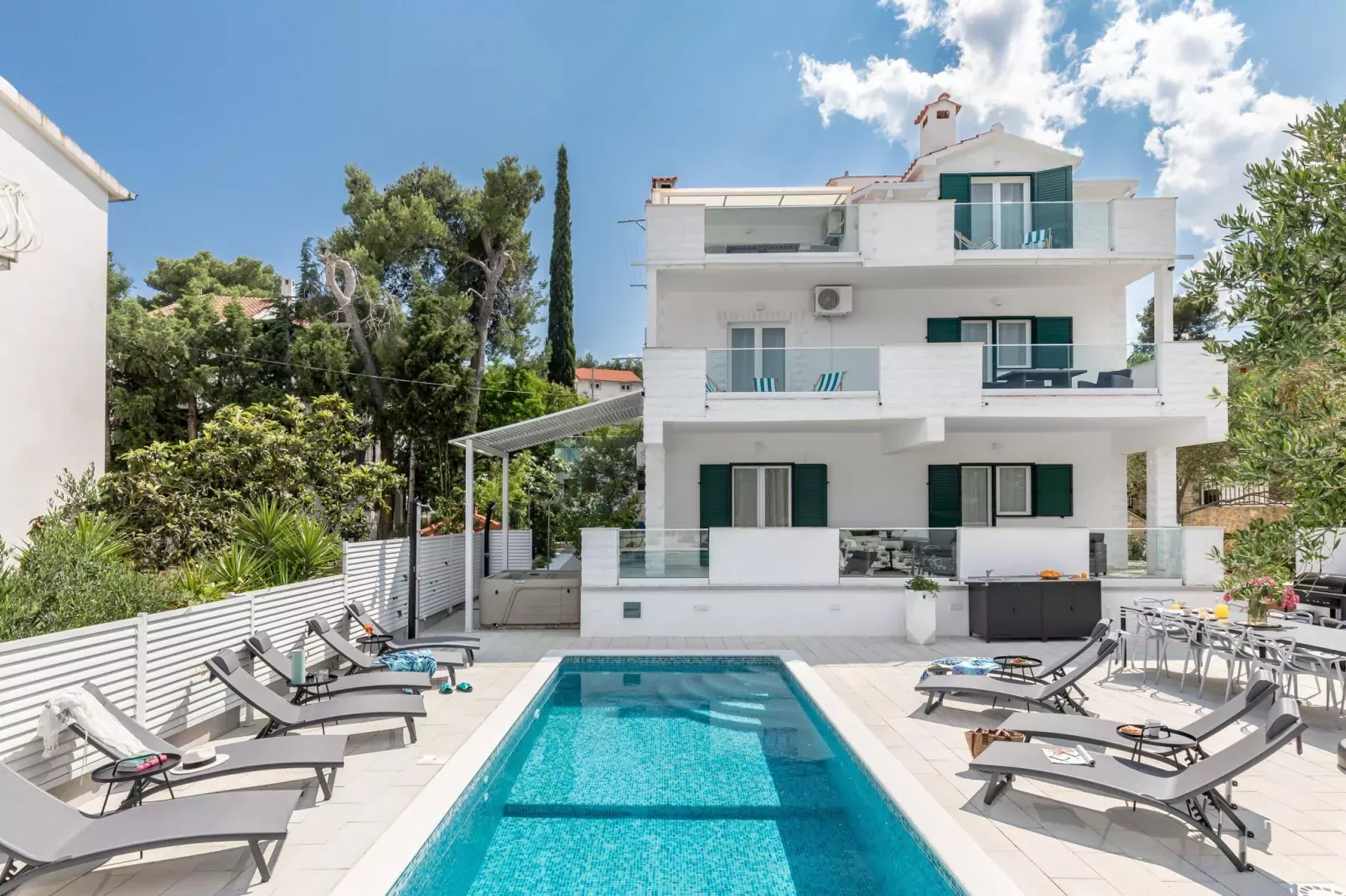 Marina sea view apartment A-Exterior summer