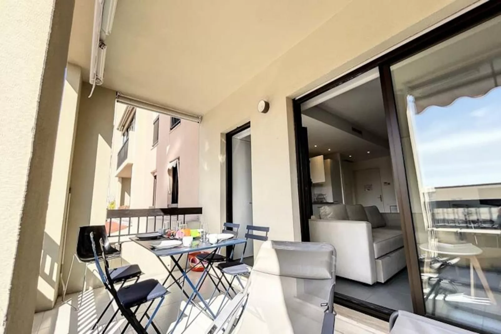 Superbe 2 Pcs - 3 Pers - Terrasse Cannes Centre Port Suquet Olam Properties-Image-tags.