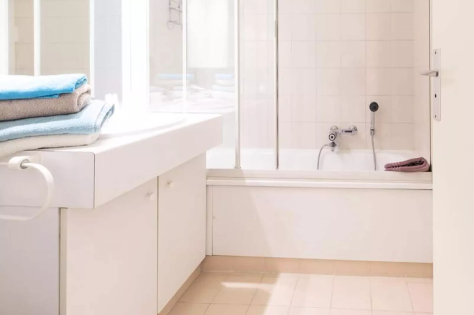 Résidence Coeur De La Rue Meynadier-Bathroom