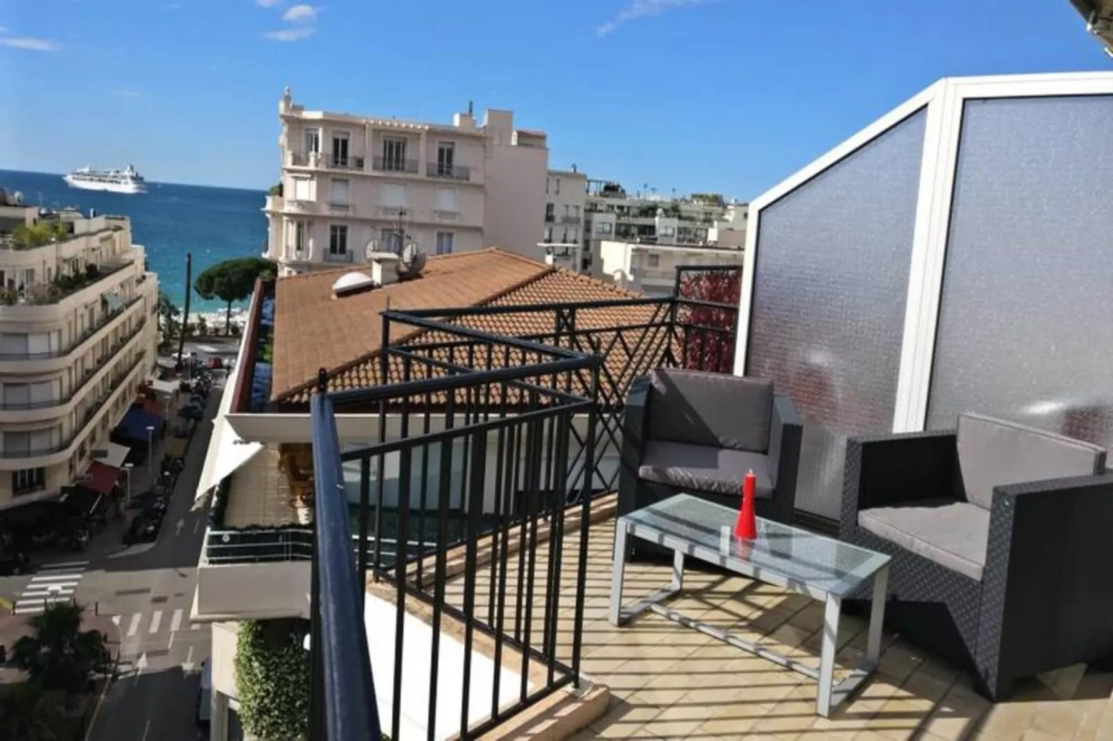 Résidence Studio Dernier &eacute;tage Avec Terrasse Sur Splendide Vue Mer-Extérieur été
