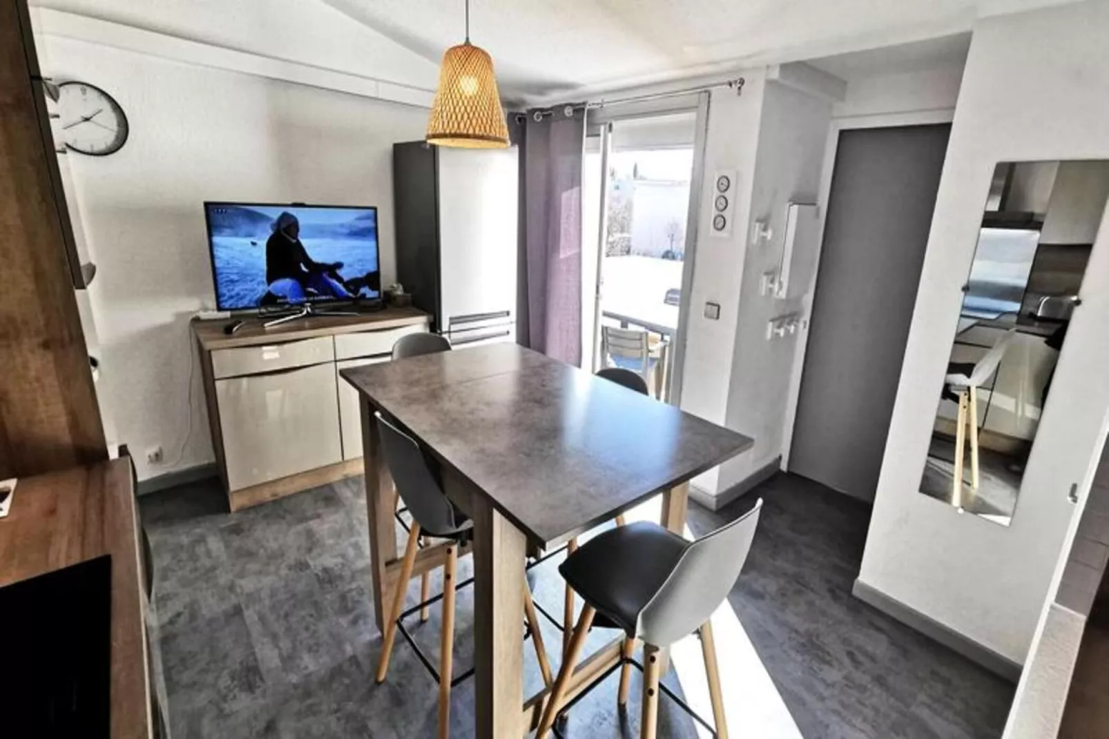 Résidence Les Zodiaques-Dining room