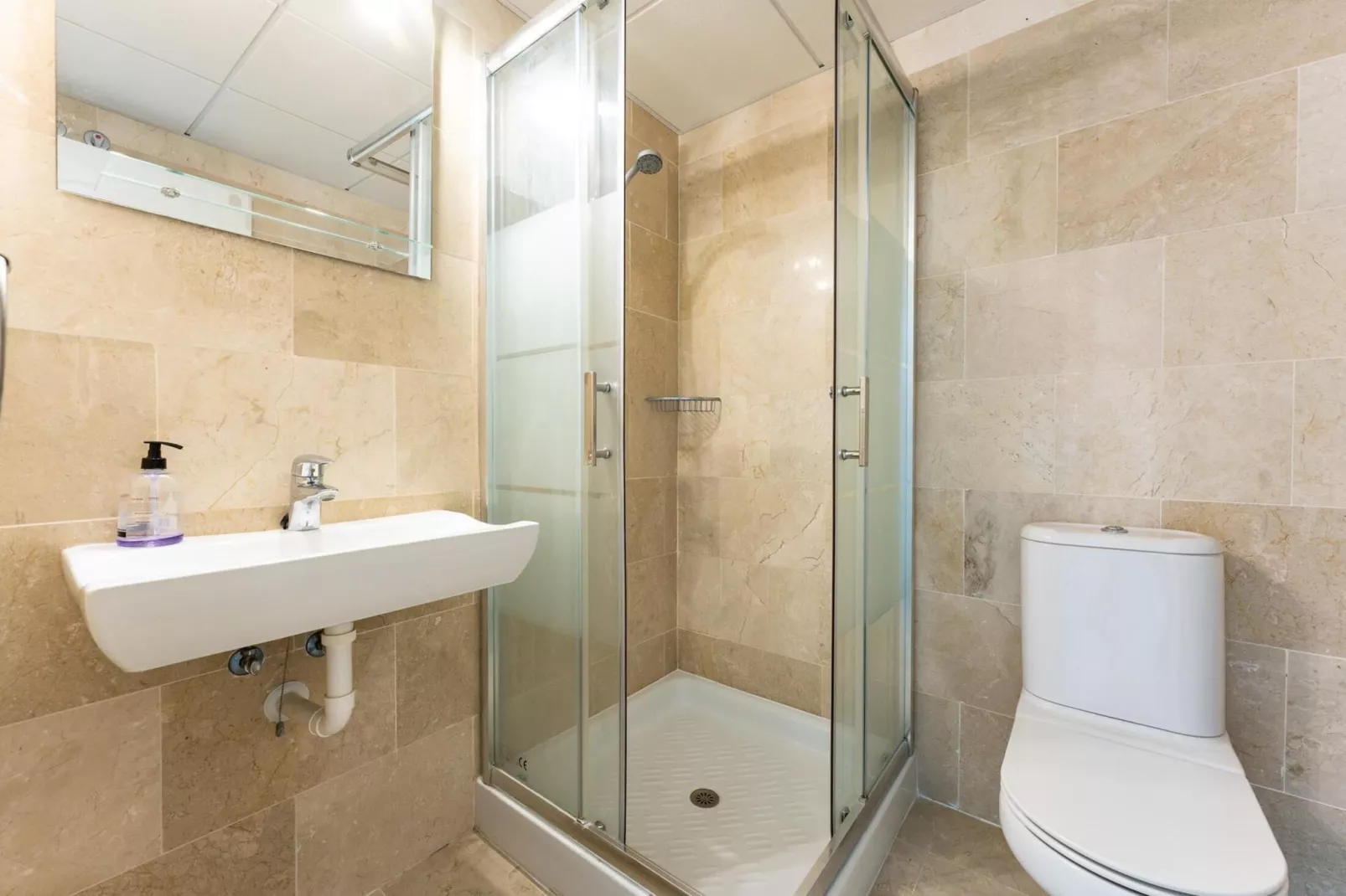 CT 317 - Faro's Playa Marina Apartment-Badezimmer