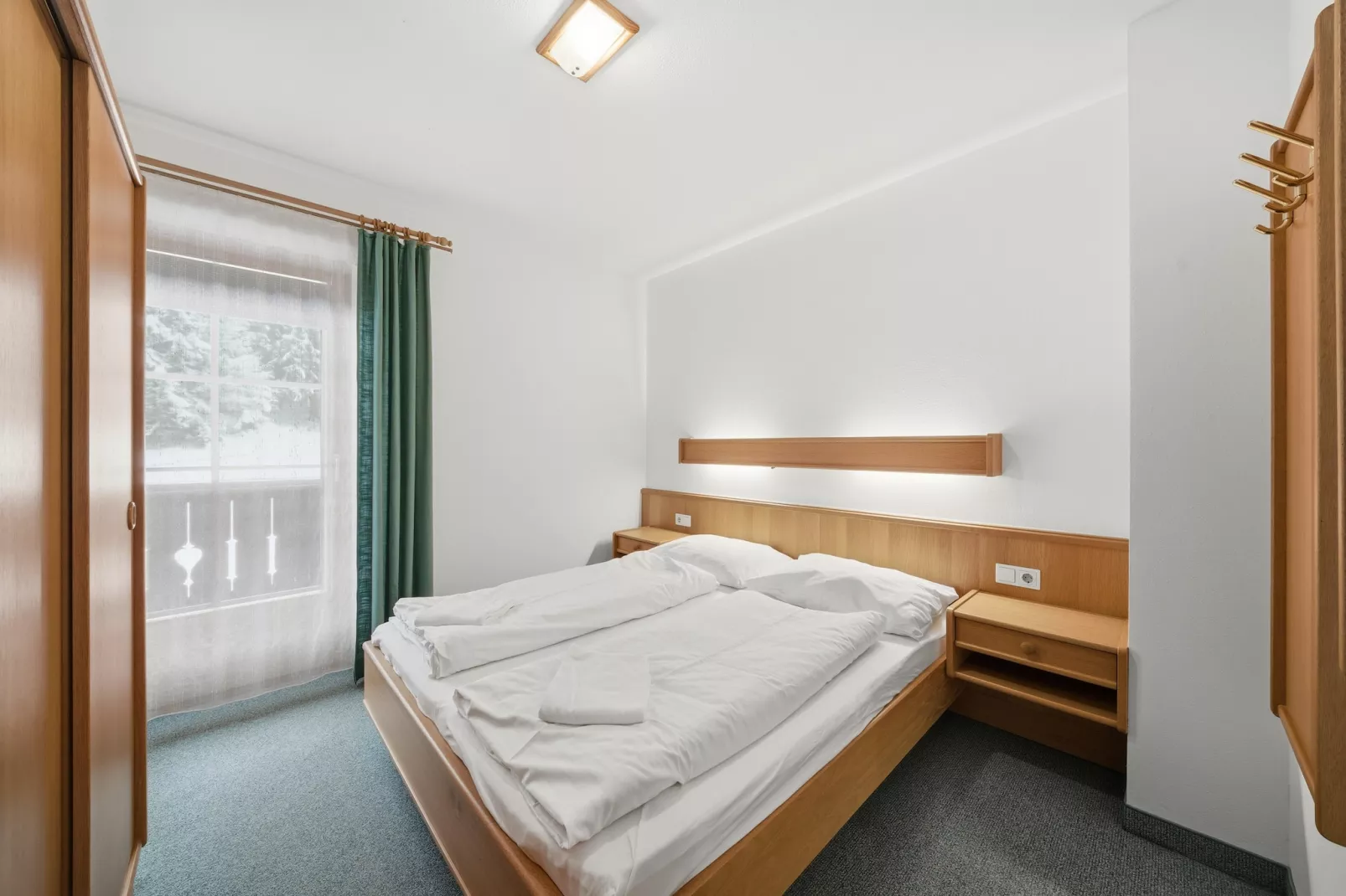 Apartment "Sonnberg & Schattberg"-Bedroom