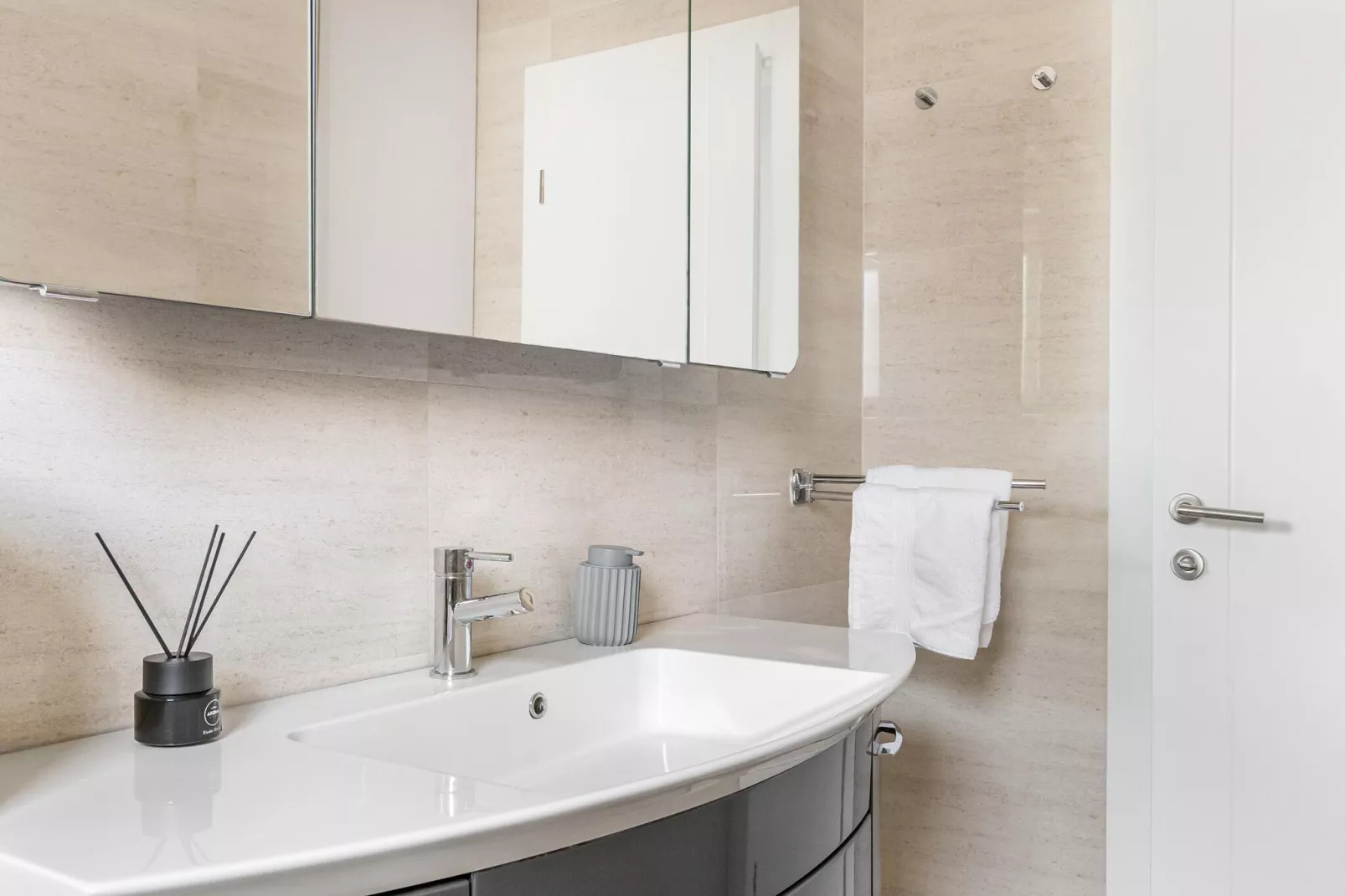 Marina terrace apartment  B-Salle de bain