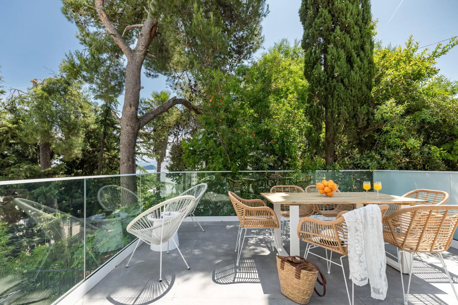 Marina terrace apartment  B-Balcon-terrasse