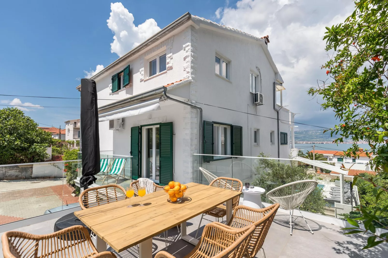 Marina terrace apartment  B-Balcon-terrasse