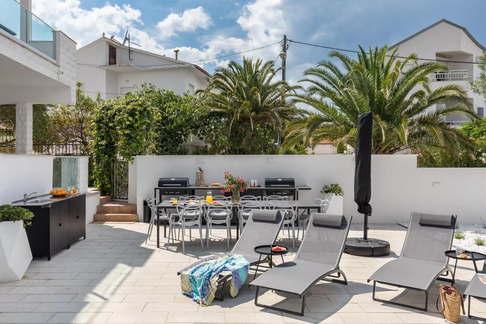 Marina Jacuzzi  Apartment  C-Terrace balcony