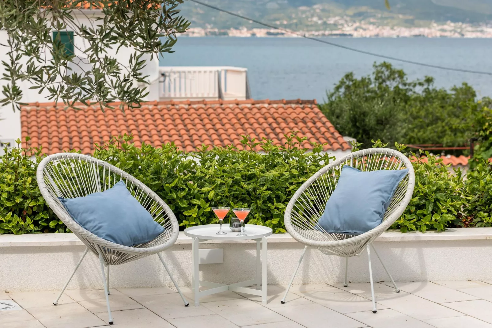 Marina Jacuzzi  Apartment  C-Atmosphere