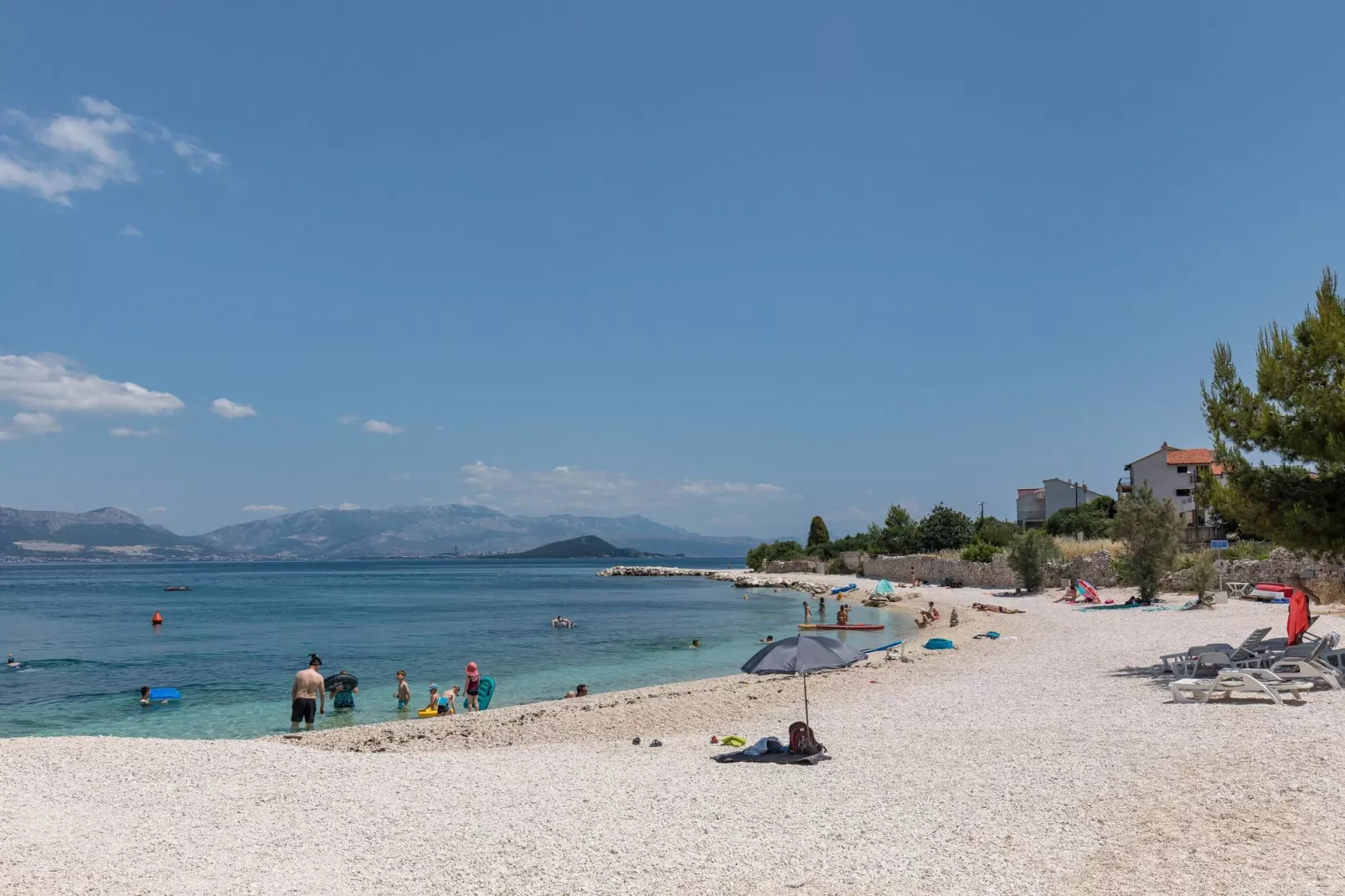 Marina Jacuzzi  Apartment  C-Areas summer 5km