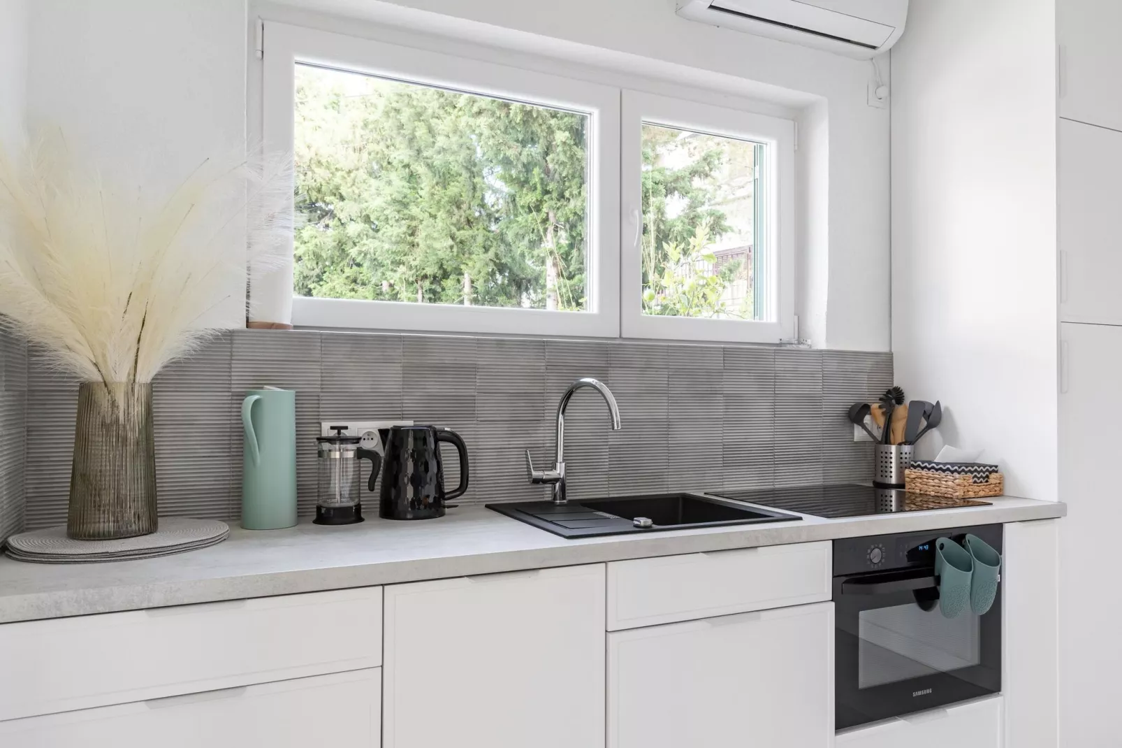 Marina Jacuzzi  Apartment  C-Kitchen