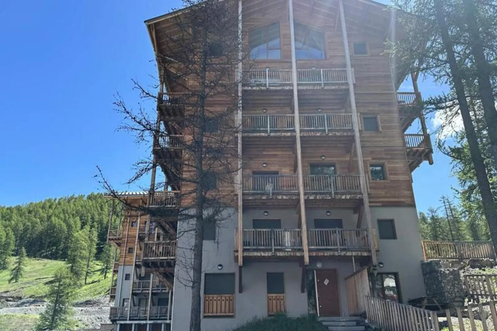 Varsea Residence - Außenbereich Sommer