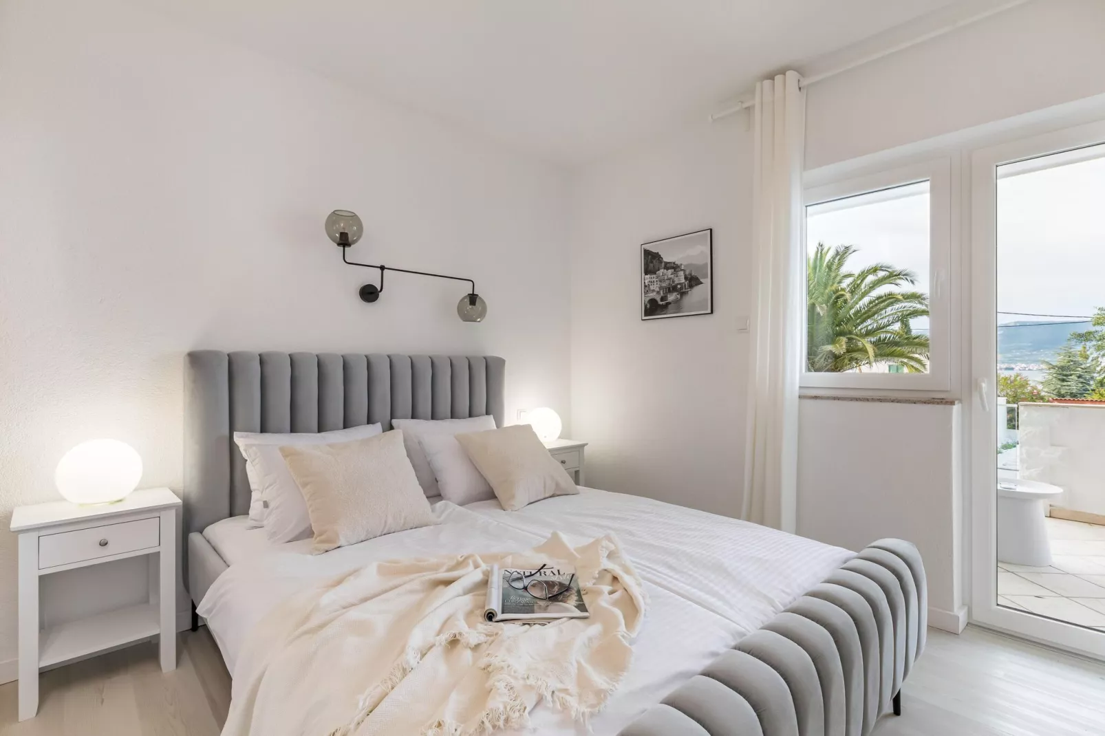 Marina Jacuzzi  Apartment  C-Bedroom