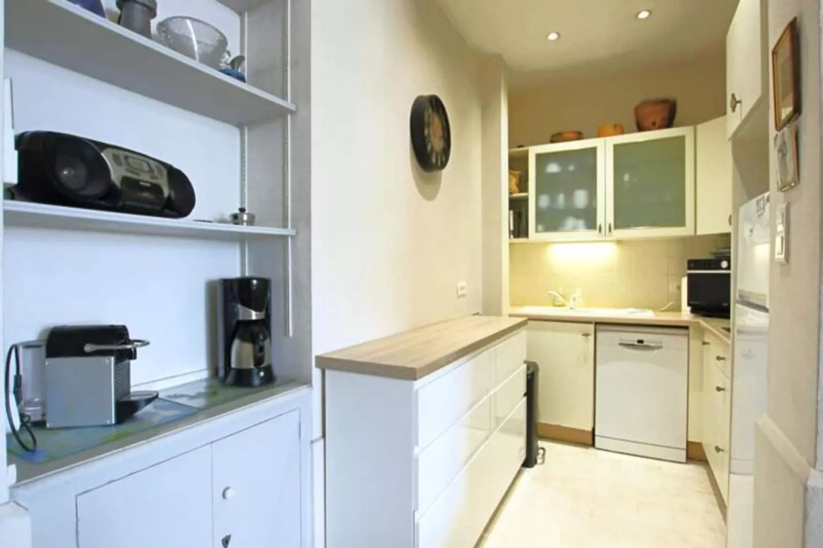 Résidence Appartement 145 M2 Face &agrave; La Mer / Acc&egrave;s Priv&eacute; &agrave; La Mer-Exterior in summer