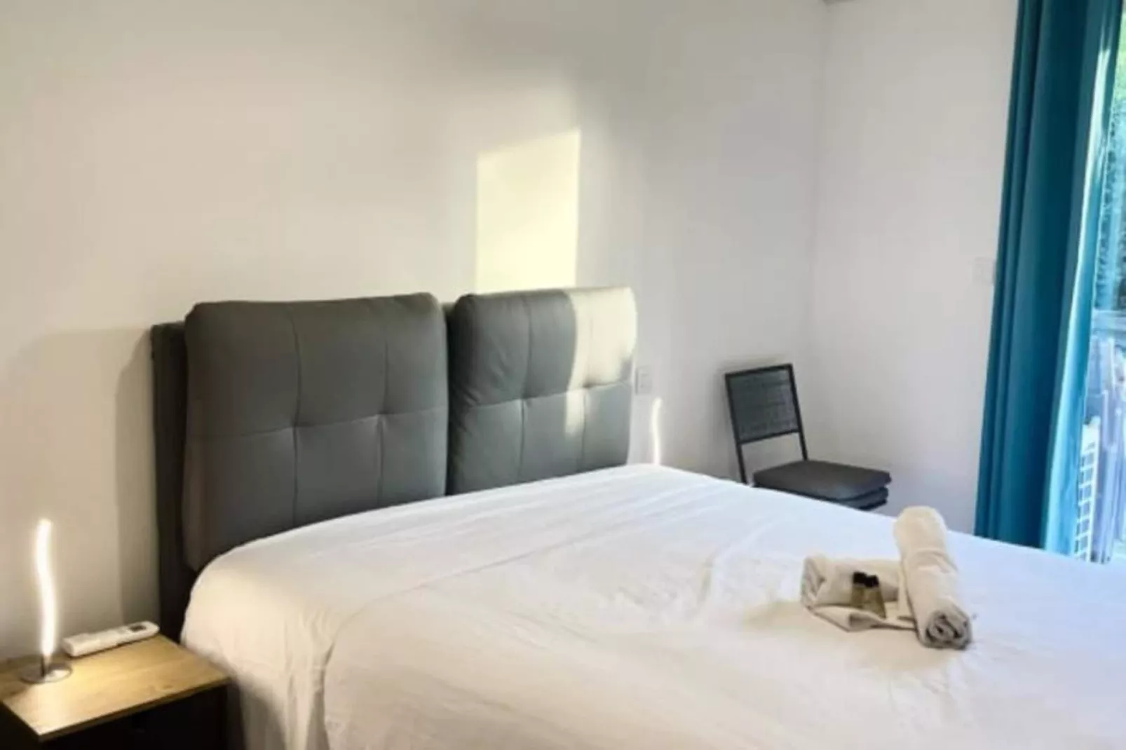 Résidence Bnb Renting Beau  2 Pi&egrave;ces Dans Un Immeuble Neuf Avec Piscine Avec Parking-Chambre