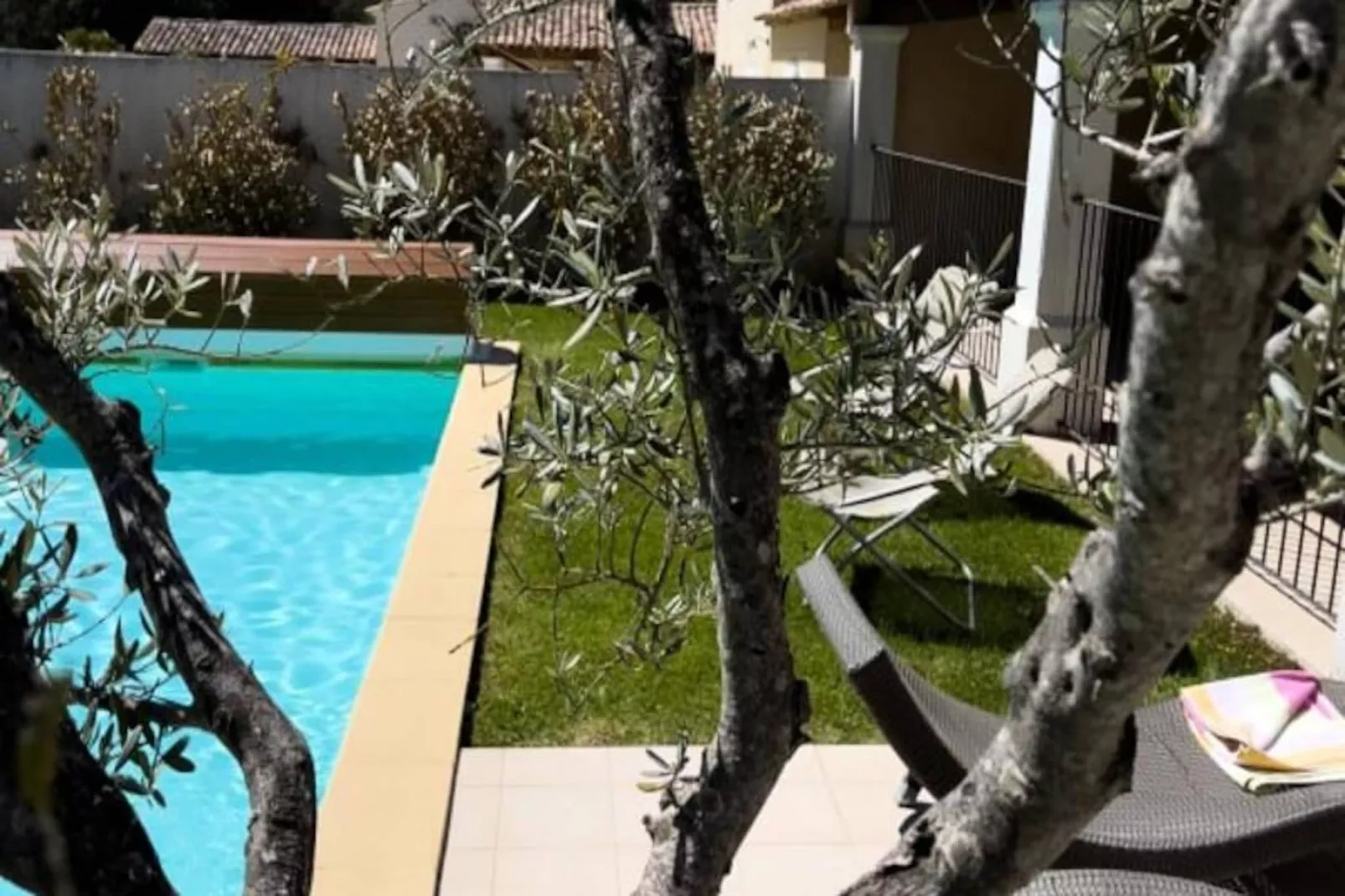 Ma Villa En Provence, Villa De Standing Et Piscine, Domaine De Pont-royal-Image-tags.