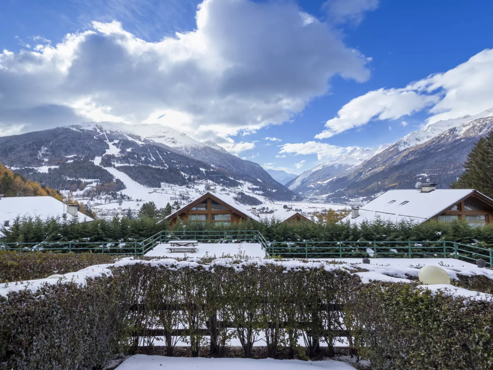 Baita Bucaneve-Outside