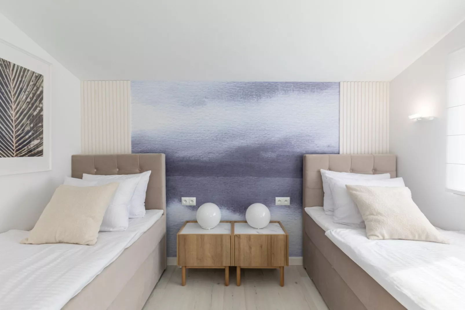 Marina Top Floor apartment E-Bedroom