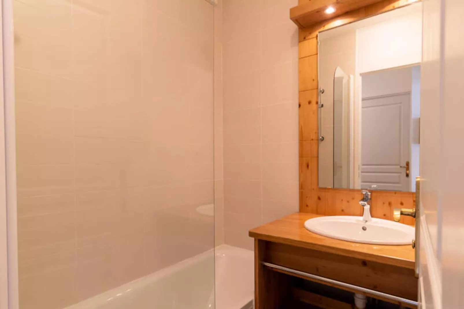 Résidence Le Balcon Des Airelles-Bathroom