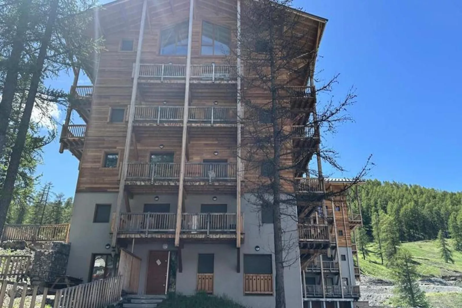 Varsea Residence - Außenbereich Sommer