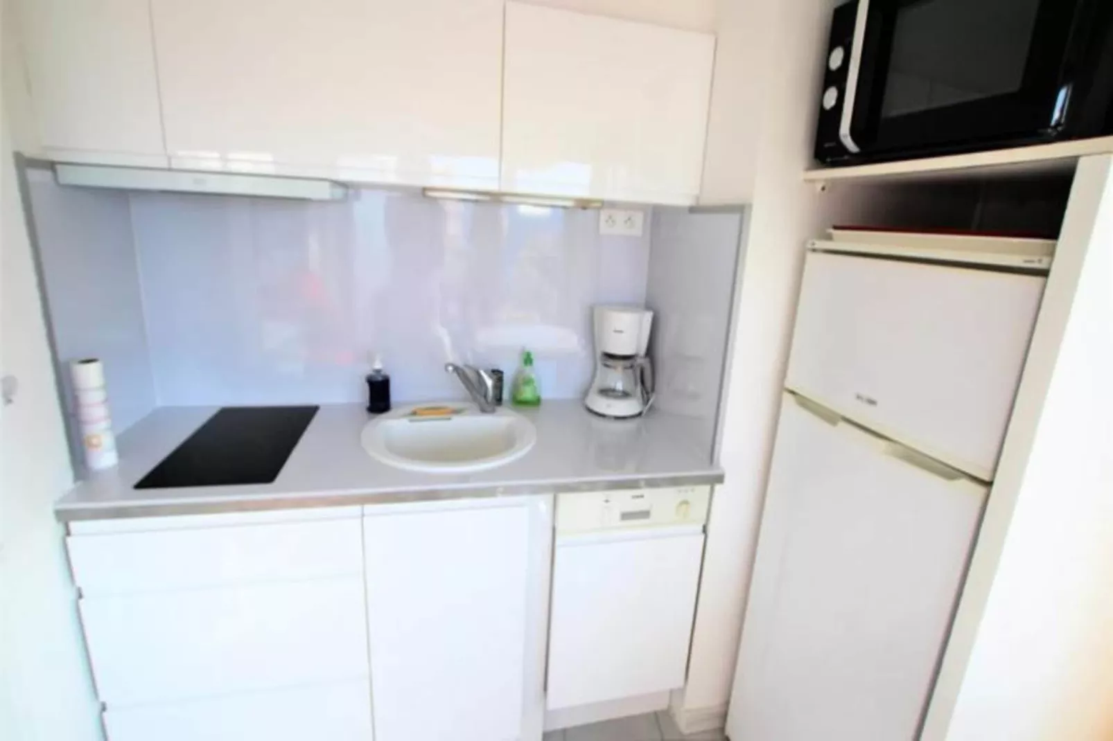 Résidence Studio Dernier &eacute;tage Avec Terrasse Sur Splendide Vue Mer-Extérieur été