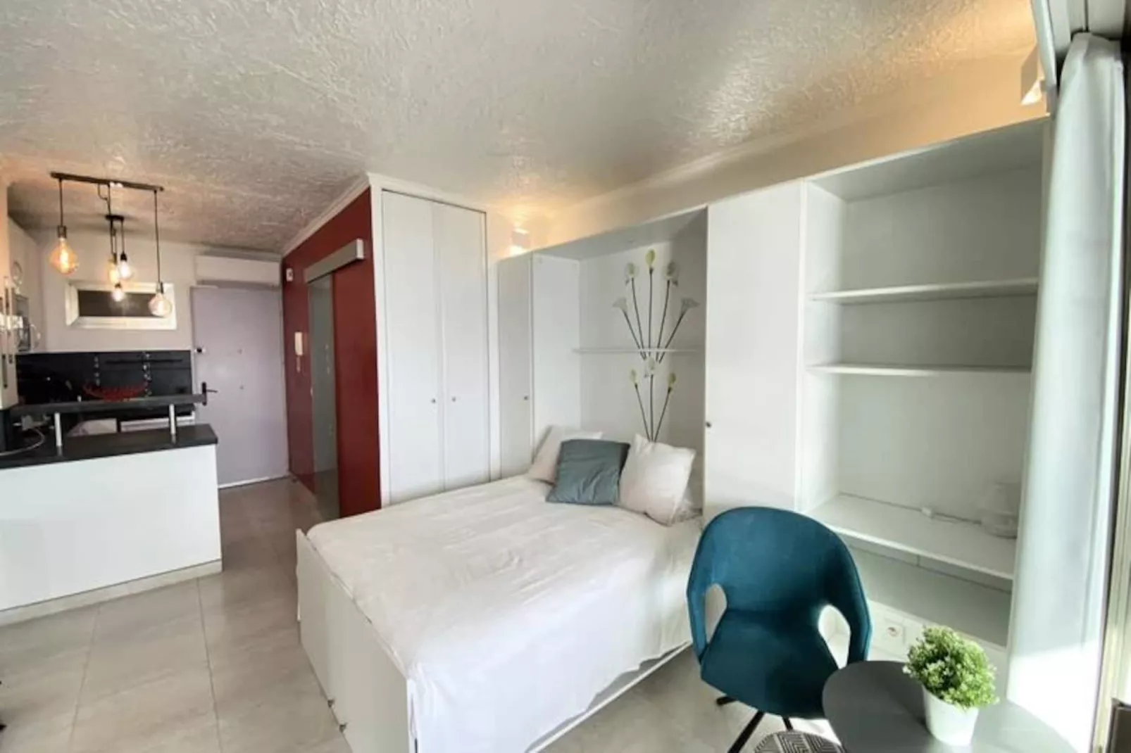 06bh - Beau Studio Face &agrave; La Mer-Image-tags.