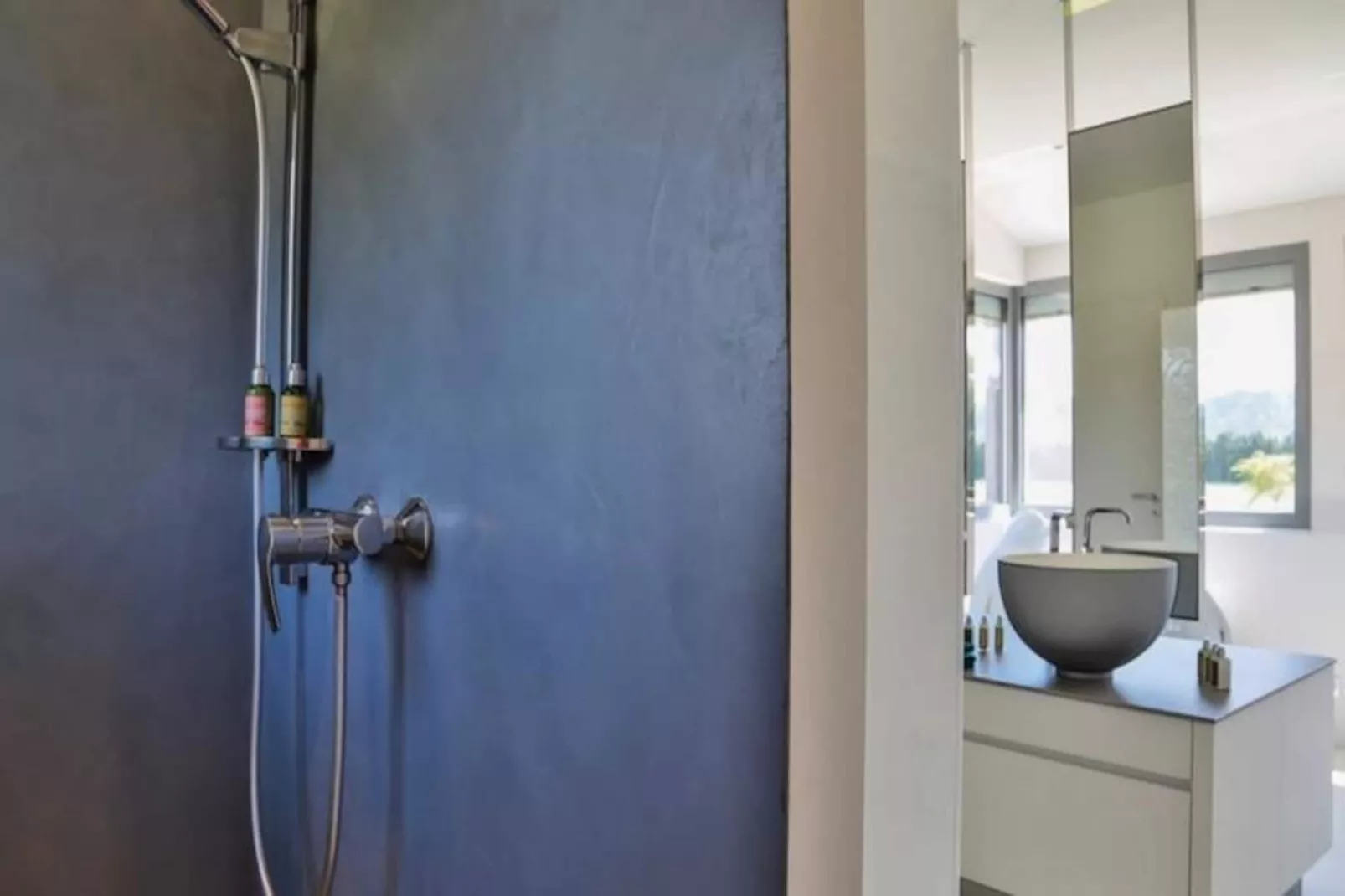 Mas De Pani&egrave;re - Saint Remy De Provence-Image-tags.