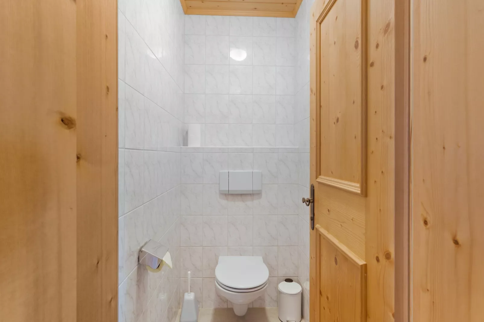 Apartment "Sonnberg & Schattberg"-Bathroom