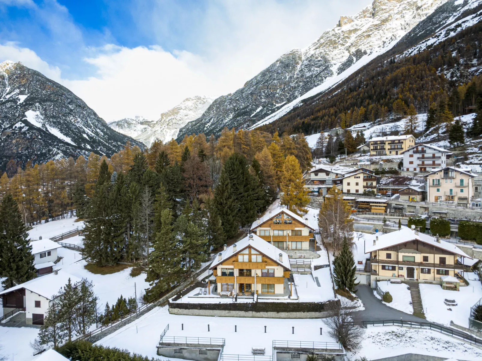 Baita Bucaneve-Outside