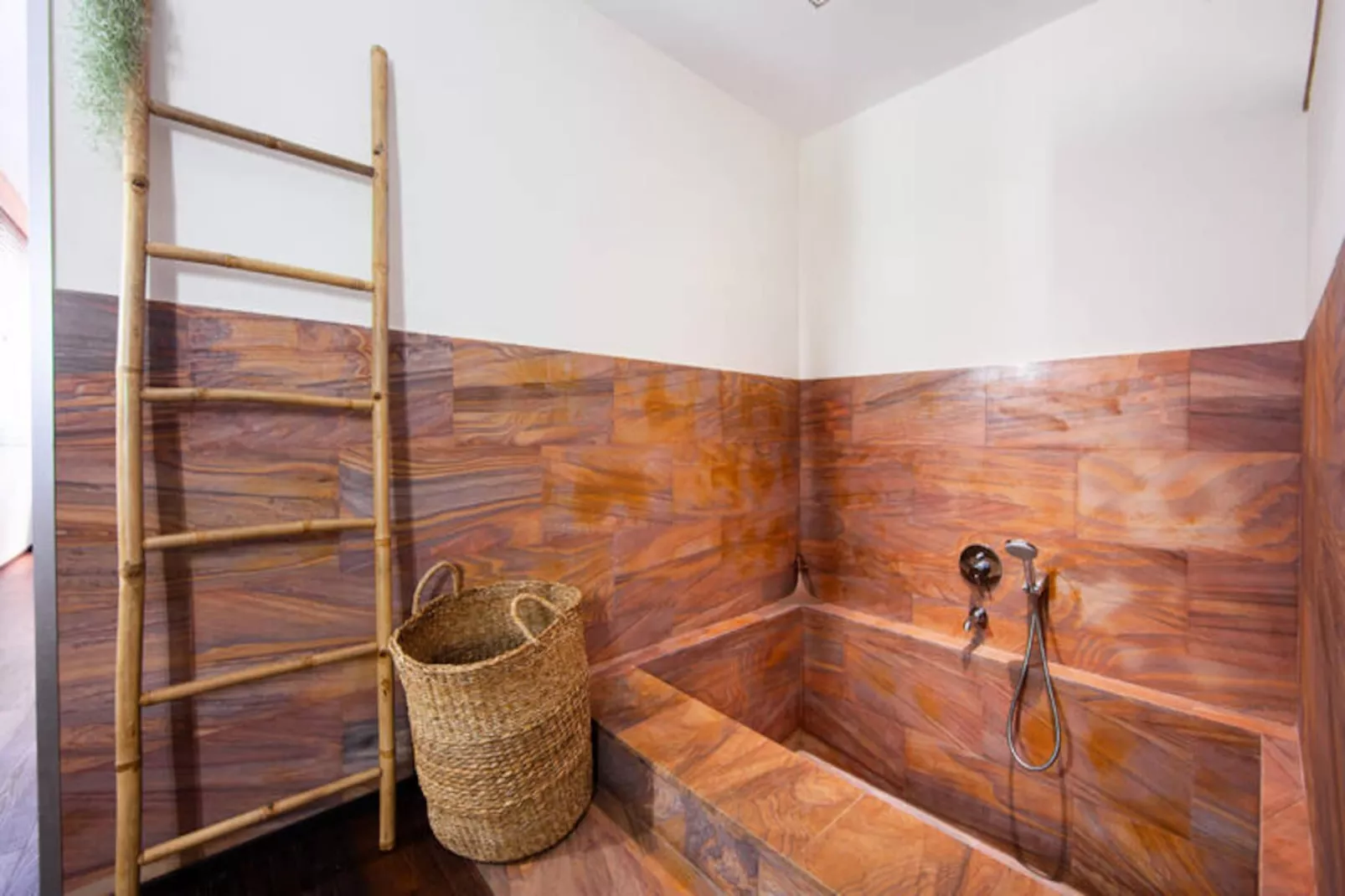 Maison à Marbella-Image-tags.