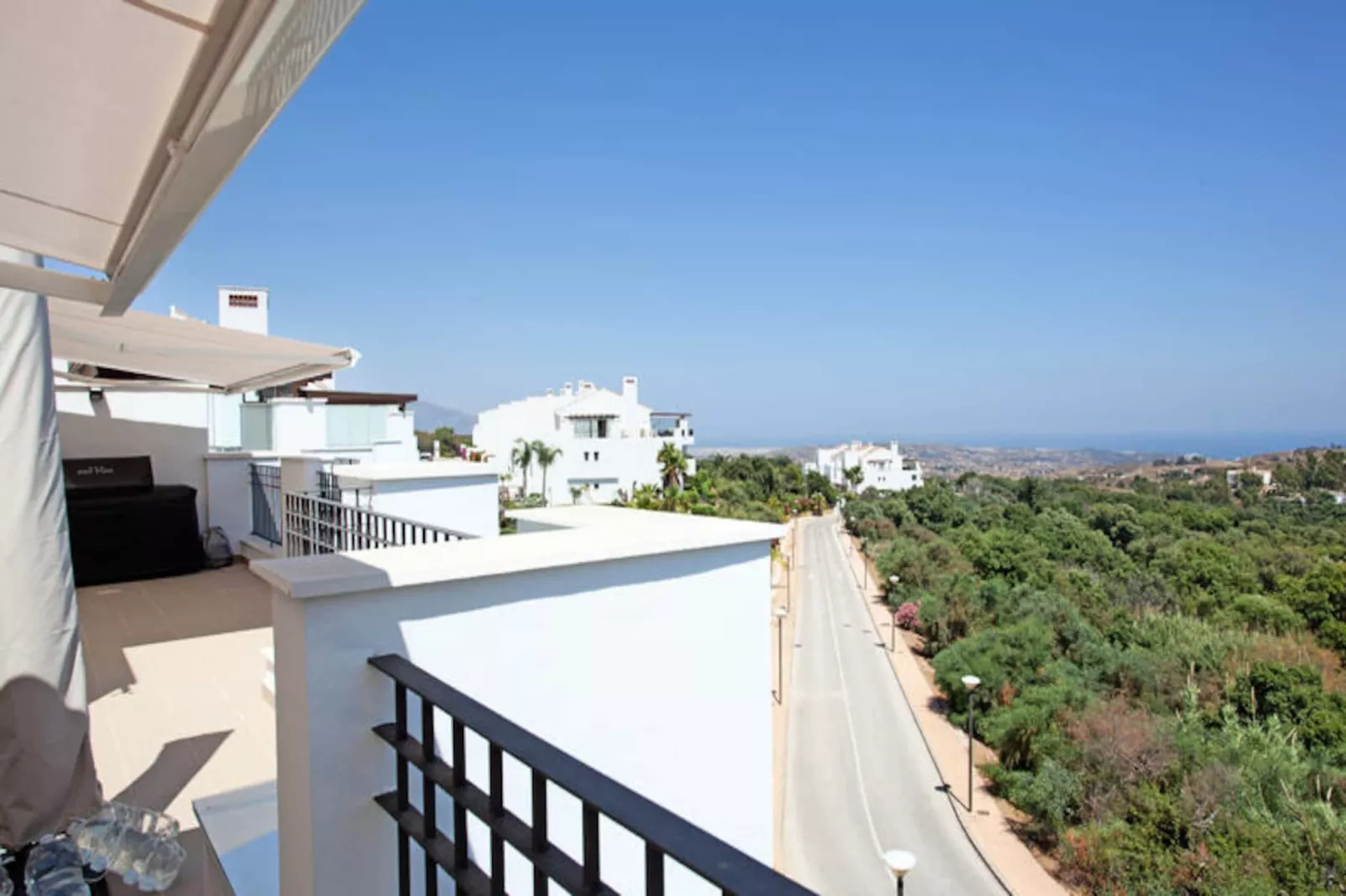 Appartements à Ojen-Image-tags.