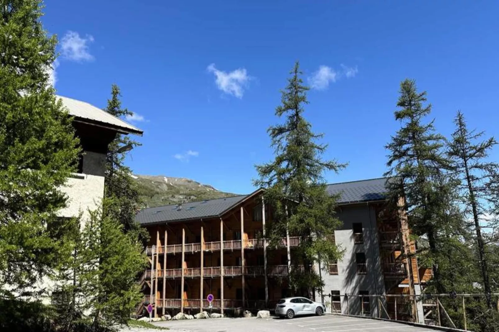 Varsea Residence - Außenbereich Sommer