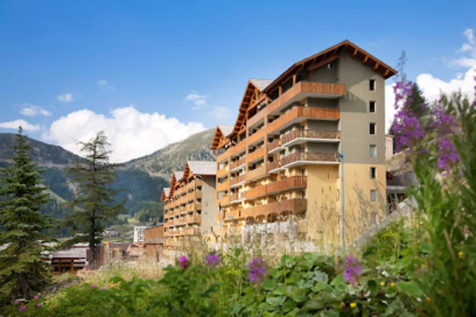 Résidence Primeveres 504-Außenbereich Sommer