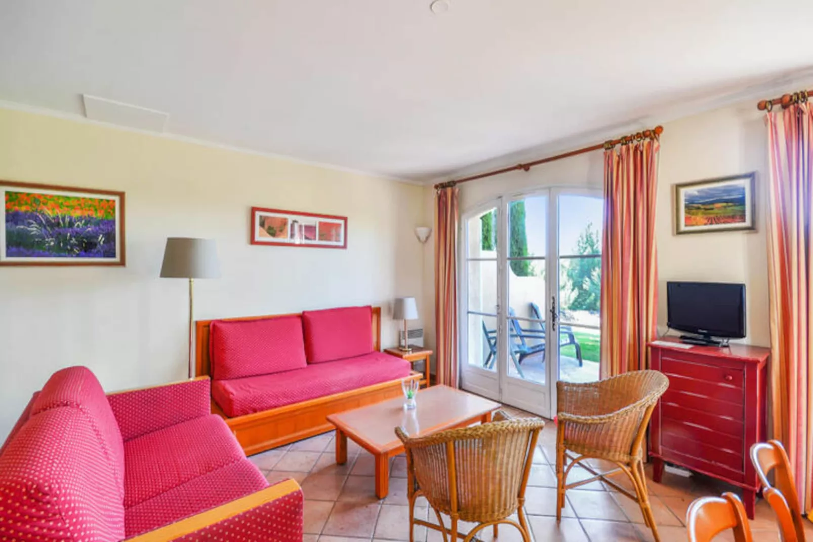 Les Maisons de Pont Royal en Provence - maeva Home-Image-tags.