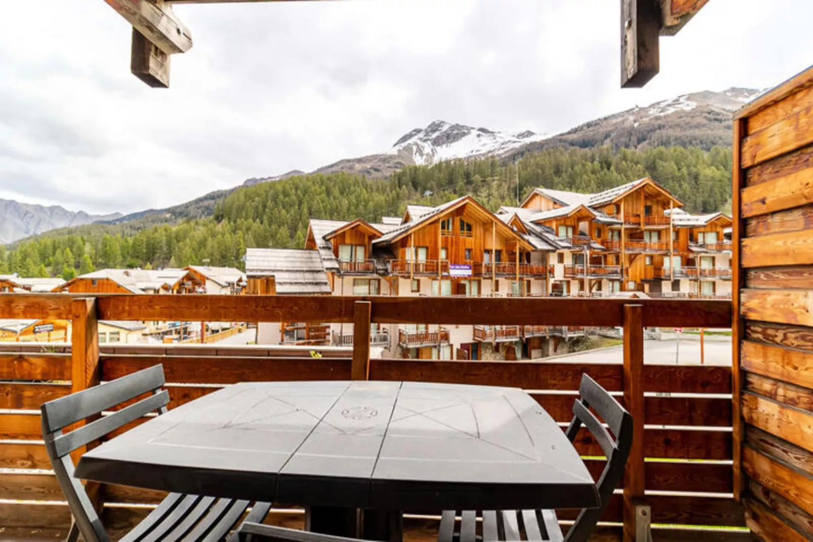Résidence Le Balcon Des Airelles-Terrace balcony