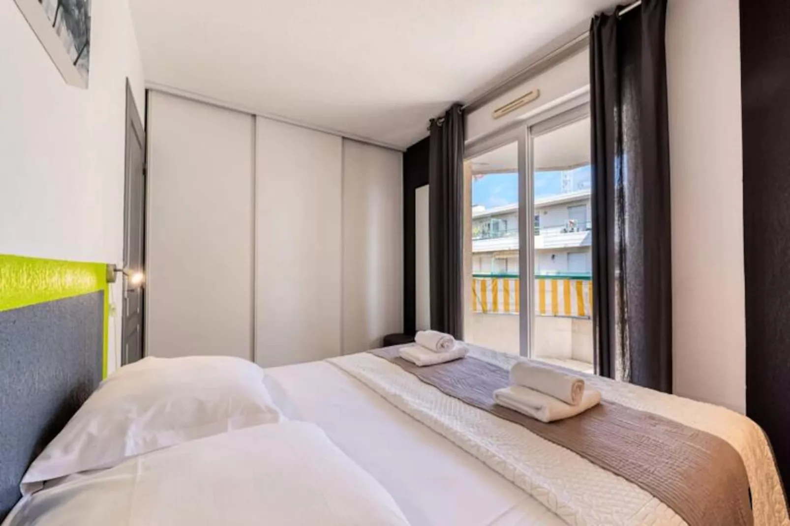 Le Regent Park  Appartement Pour 6 By Sunset-Image-tags.