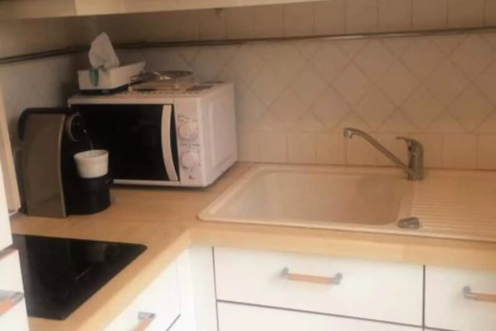 Résidence Coeur De La Rue Meynadier-Kitchen