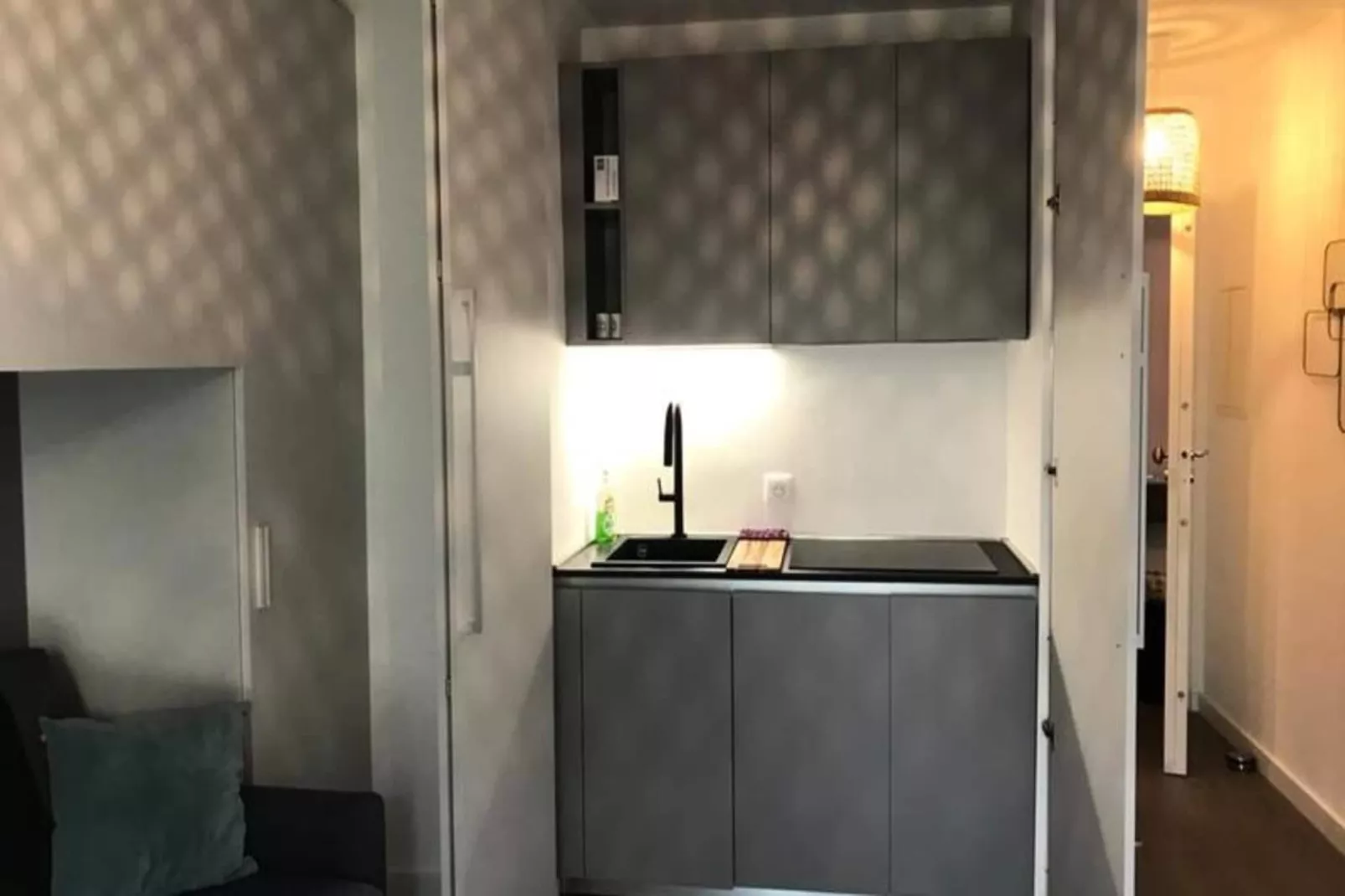 Résidence Studio Design Terrasse Et Plage &#9728;live In Marlyne&#9728;-Küche