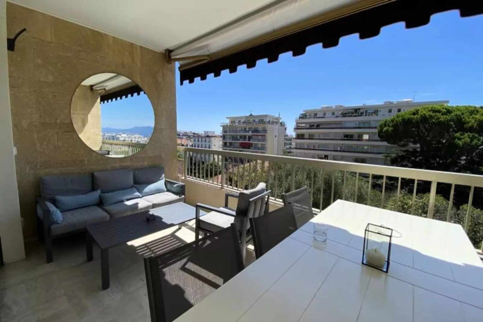 Résidence Appartement D’exception Cannes Centre Vue Mer Piscine ❤live Inparc Bruyere❤-Exterior in summer