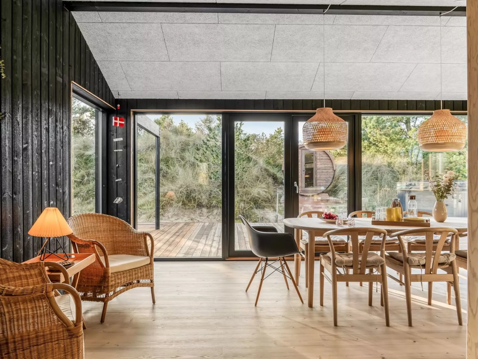 "Erja" - 600m from the sea-Inside